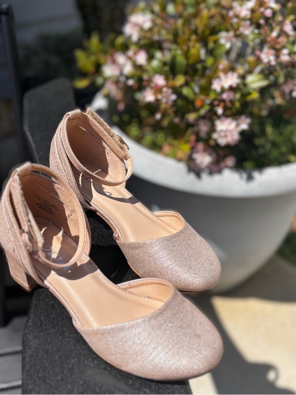 Soda Girls' Glitter Ankle-Strap Flats in cream glitter gold Size 1